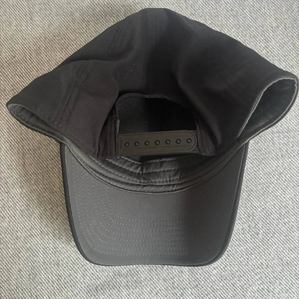 Nike Dri-FIT Black Club Cap Structured Size L/XL Black w/White Swoosh Adjustable